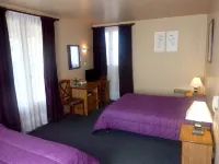 Longo Mai Hotels in Port-Saint-Louis-du-Rhone