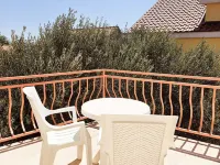 Apartments Blink Hotels in Оребич