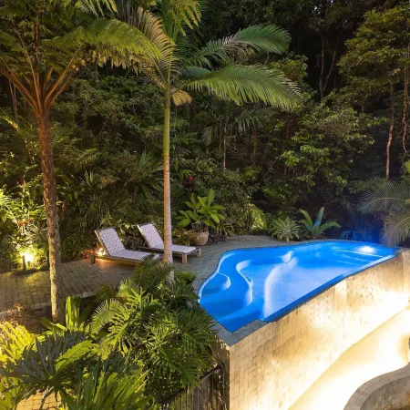 The Planchonella House - Eco Stay de Luxe