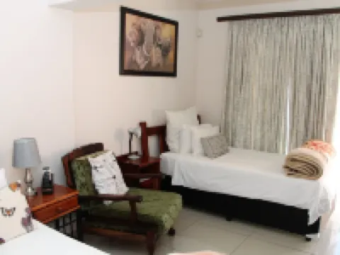 Memra Guest House Hotel di Ladysmith