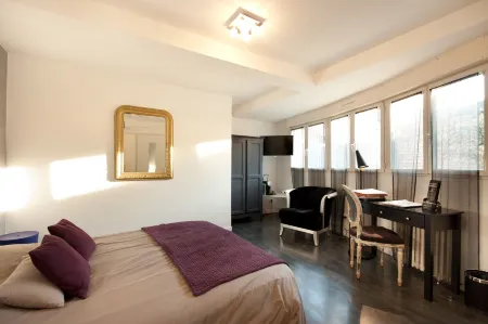 Hotel le Prieuré et la Résidence Отели рядом с достопримечательностью «Парк Сен-Пьер»