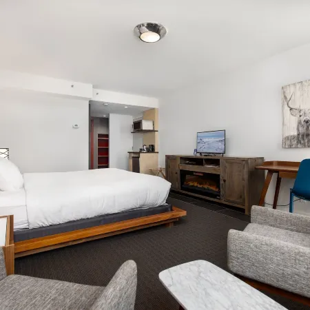 Adara Hotel