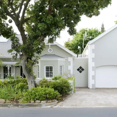 Laurel Cottage
