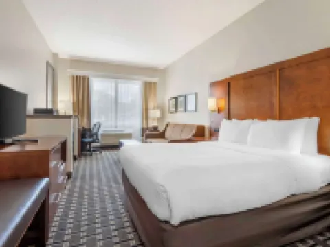 คอมฟอร์ต อินน์ ซัมเมอร์วิลล์ - ชาร์ลสตัน โรงแรมในซัมเมอร์วิลล์