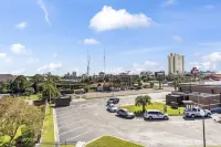 1302B St Thomas Square فنادق في Lower Grand Lagoon