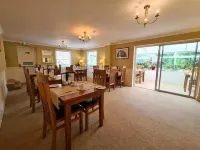 Watermead House Hotels in Chard