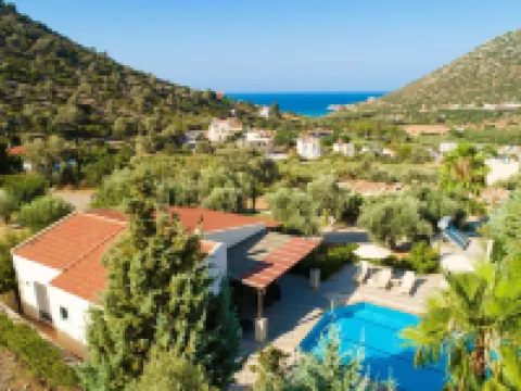Villa Dimitrios Large Private Pool Sea Views Wifi Eco-Friendly - 1974 Hoteles en Geropotamos