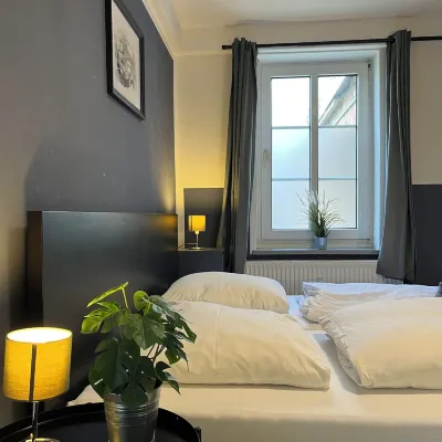 Blue Doors Hostel Ktv Hotels near Hohe Dune Beach