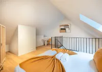 Huswell - Chic Duplex Studio with High-Quality Finishes in Ghent Center Các khách sạn ở 