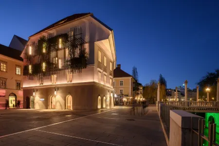 Zlata Ladjica Boutique Hotel