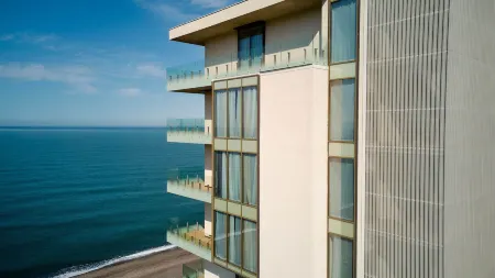 Miramare Magnetic Beach Hotel Отели в г. Tskaltsminda