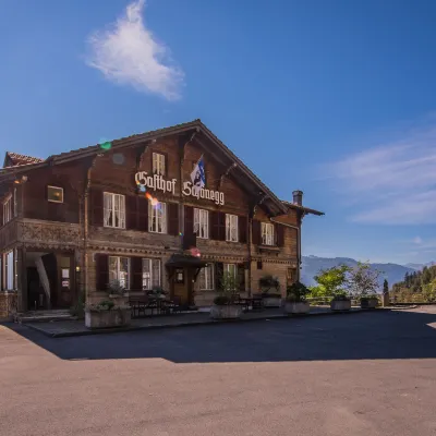 Gasthof Schoenegg B&B Отели рядом с достопримечательностью «Музей «Кунстхаус Интерлакен»»