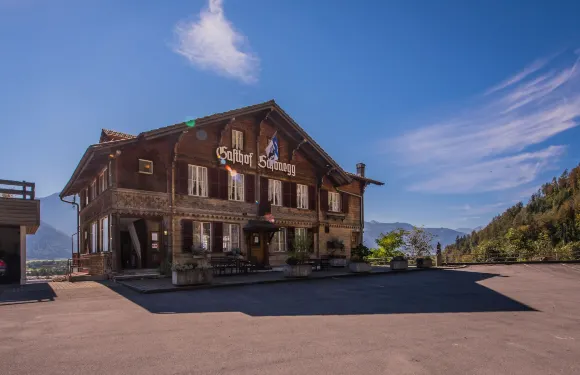 施因尼格客棧酒店