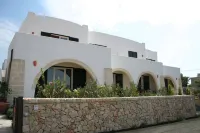 Apartment 3 with Pool and Sea View