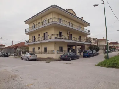 Charming Trikala Apartment with Garden & Central Heating Hotels near Matsopoulos Mill