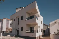 Apartments Piip-ni-More - 4-Star