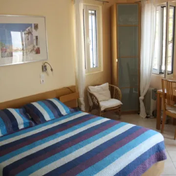 Alkistis Cozy by the Beach Apartment in Ikaria Island Intherma Bay - 2nd Floor