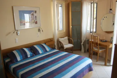 Alkistis Cozy by the Beach Apartment in Ikaria Island Intherma Bay - 2nd Floor Hotels in 