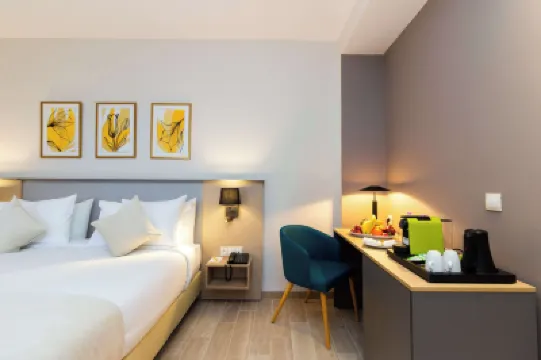 Golden Tulip Opera Alger Hotels in 