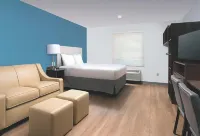 WoodSpring Suites Rochester Greece Hotel di Greece