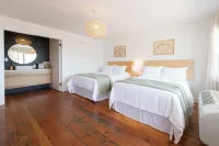 The Breeze Motel Hotels in Kentville