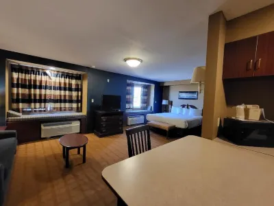 Starkville Inn & Suites Hotels in Starkville