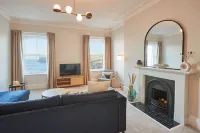 Host & Stay - Huntcliff View Apartment
