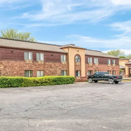 AmericInn by Wyndham Holland MI