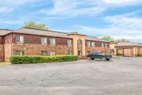 クオリティ イン & スイーツ ホーランド Computing and Information Technology周辺のホテル