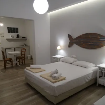 Naxos Lane Center Studios Hotels near Portara