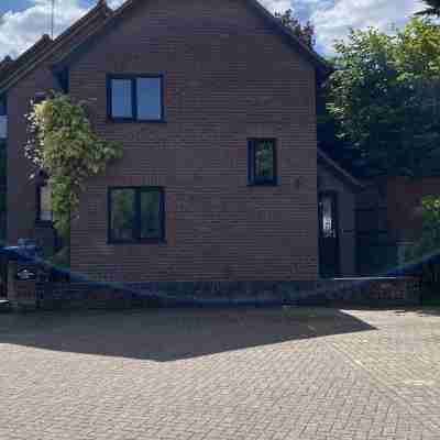 Wellbrook Rooms Hotel Exterior