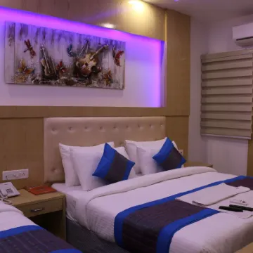 Hotel Prince Palace Deluxe - Paharganj - New Delhi Hotels near Gurdwara Bangla Sahib