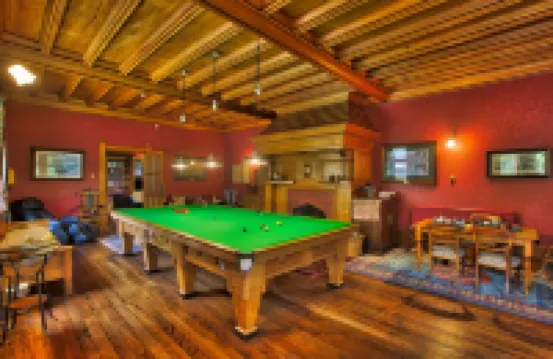 펜-이-브린 로지