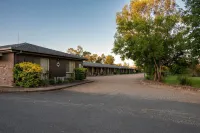 Tumut Valley Motel Pet Friendly 불 파독 공원 주변 호텔