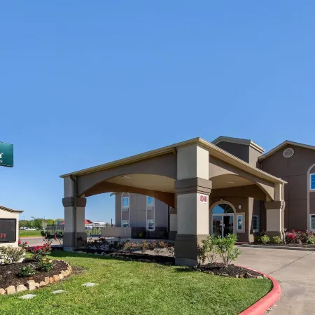 Quality Inn & Suites Port Arthur - Nederland