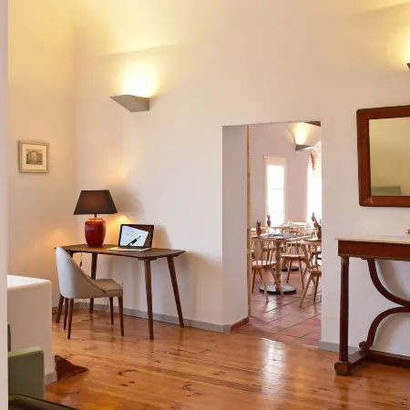 Noble House Essence Évora - by Unlock Hotels Отели в г. Эвора