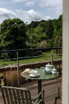 Cowley Manor Experimental - Romantisk
