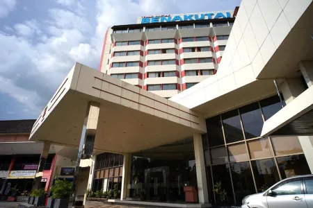 The New Benakutai Hotel