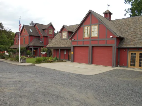 One Bedroom Suite on 1.5 Acres in Wine Country