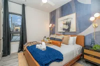 Charming Retreat with Rooftop Lounge and Pool - Inviting Escape