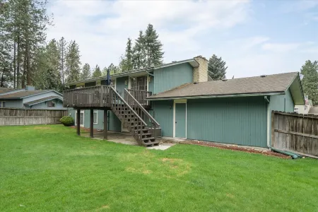 Fully Stocked Kitchen and Spacious Yard - Tranquil Retreat