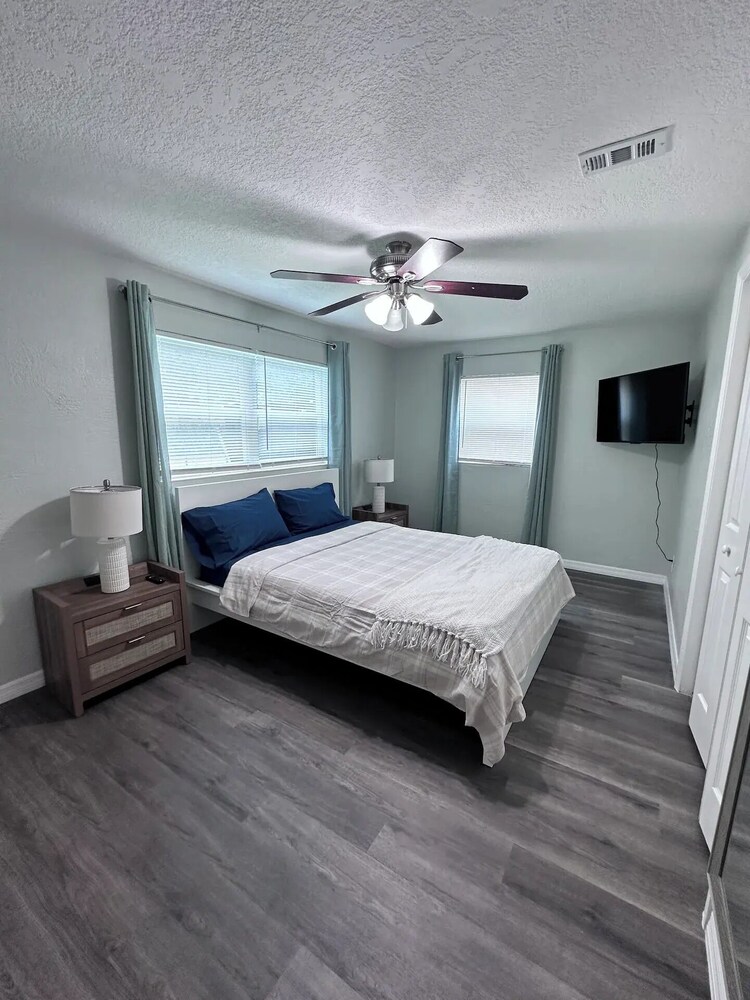 Cozy - 6 guest-Near the Beach Hotels in Holly Hill