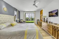 Family Retreat with Hot Tub Encinitas Beach