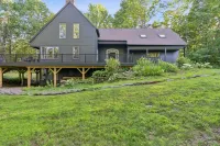 Private Deck and Access to Quechee Club - Elegant Retreat