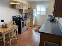 Cozy Cottage with Fenced Yard and BBQ - Charming Family Retreat Hotels in Glendale