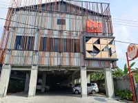 Inn Home Solo Baru Hotel dekat The Park Mall Solo Baru