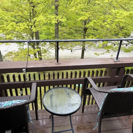 Cozy 3-bedroom condo located in Plymouth, VT .12 miles to Okemo mountain-
