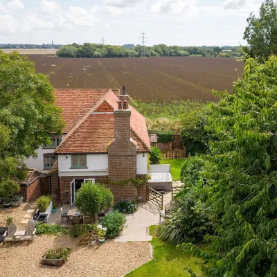 Tranquil Luxe in Country Cottage