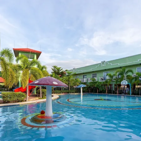 Marand Family Resort