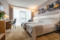Hotel Platan Hotels in Kowale